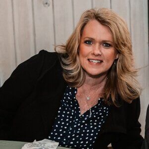 Meet your Posher, Lynn